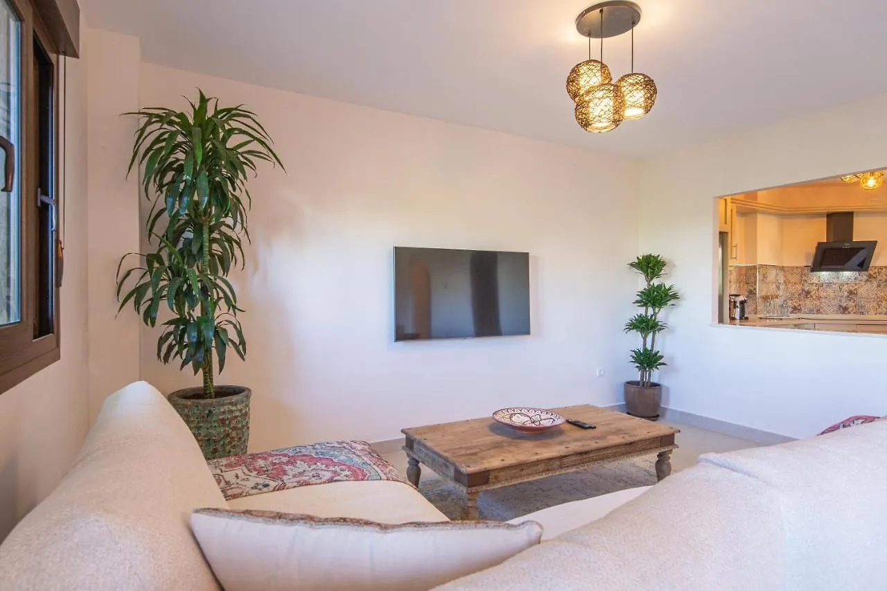 Villa Close To The Beach. Mijas