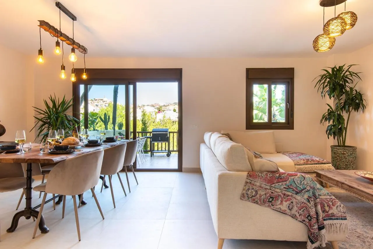 Villa Close To The Beach. Mijas