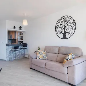 https://apartment-vista-de-pajaro.1costadelsol.com